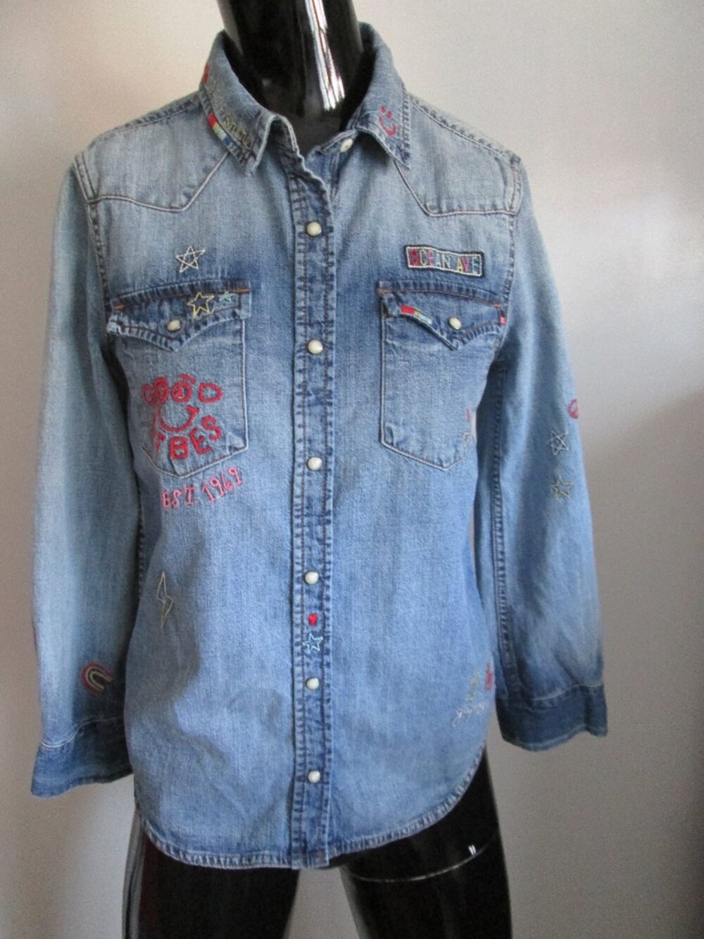 GAP Kids western style embroidery denim shirt
